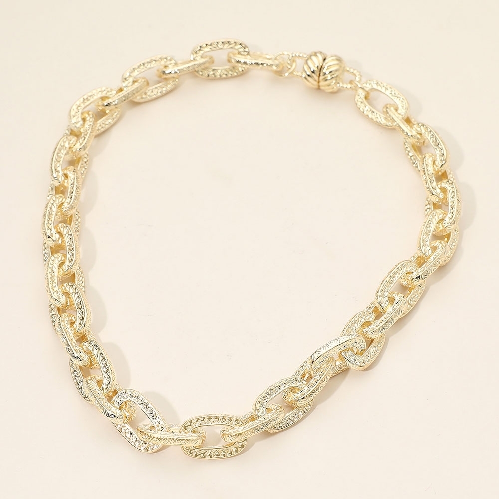14k Gold Textured Magnetic Chain Link Necklace Simple Everyday Casual Jewelry